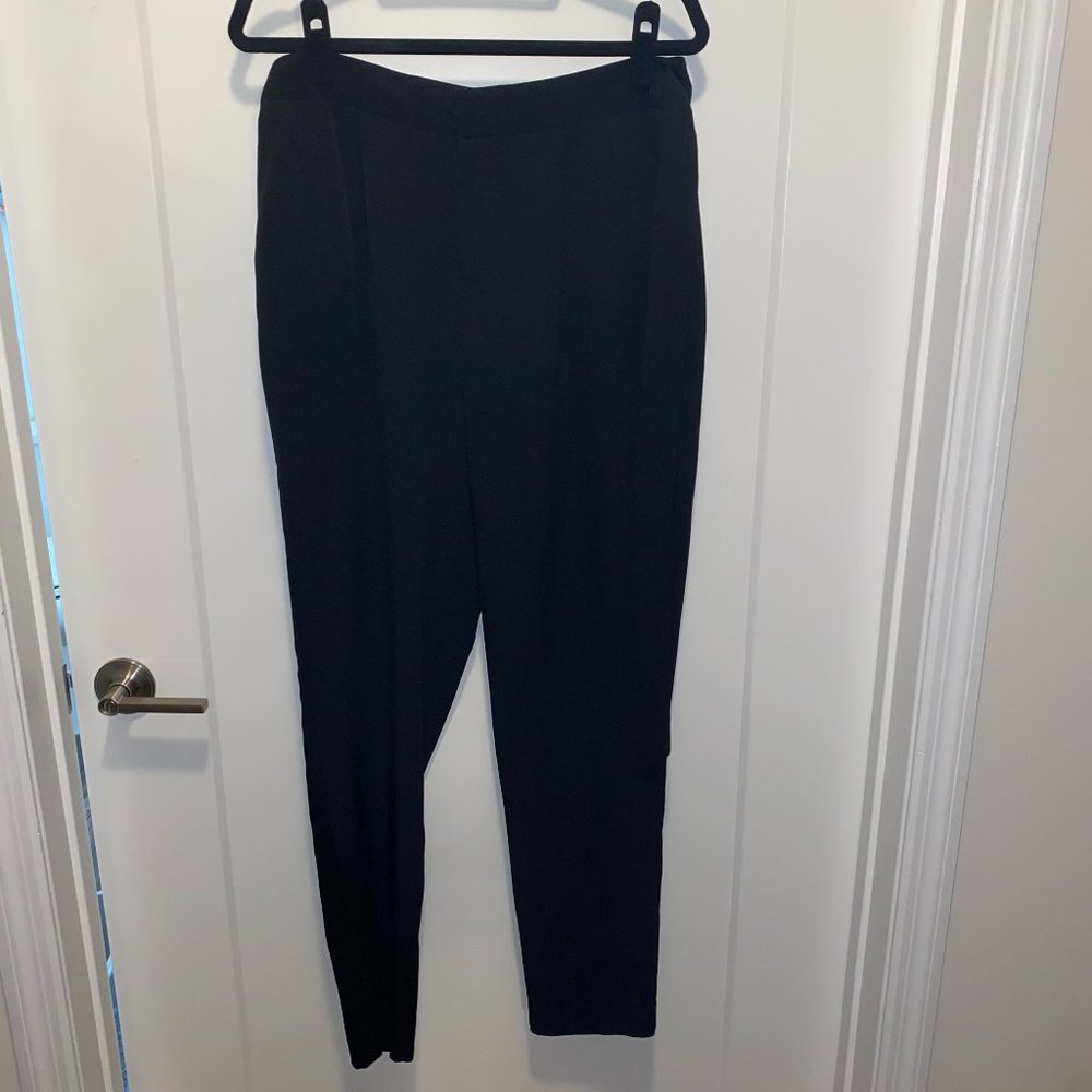 Black trousers